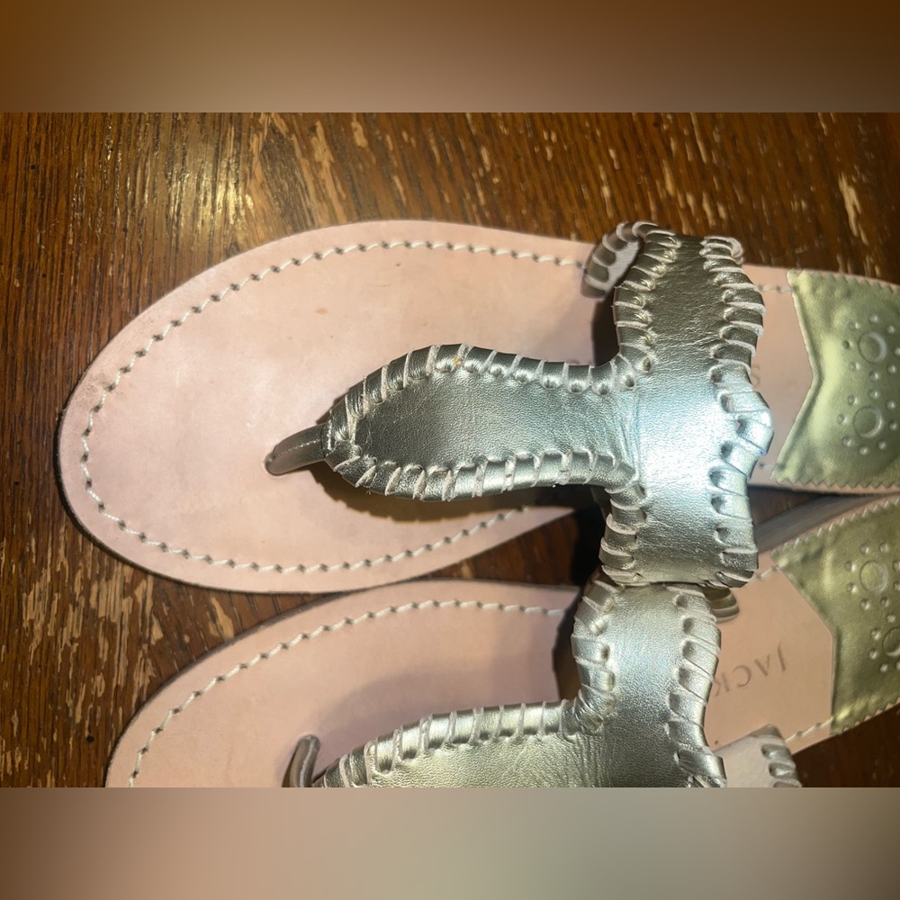 Jack Rogers Gold Sandals Size 8 - Picture 2 of 8